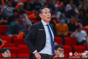 媒体人：硬说北京输球都是指挥失当也不对 发生什么只有他们知道