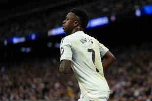 记者：维尼修斯返回巴西缺席皇马收官战，卡瓦哈尔、阿拉巴告别