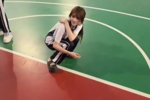 篮球场误伤事件？